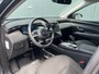 Hyundai Tucson 1.6 T-GDI 265pk PHEV Comfort Smart 4WD | Climate | Camera | Carplay | Keyless | Navigatie | Full - Led | Elek. Klep | Winterpakket | 19" Lichtmetaal | Digitale Cockpit | Parkeer Assistent | Adapt. Cruisecontrol | 1e Eigenaar