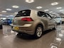 Volkswagen Golf 1.0 TSI Comfortline Business * Dealer onderhouden / Navigatie / Camera / NL Auto *
