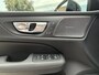 Volvo V60 2.0 T6 Plug-in hybrid AWD Plus Dark | Premium | Off black hemelbekleding