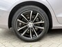 Volvo V60 2.0 T6 Plug-in hybrid AWD Plus Dark | Premium | Off black hemelbekleding