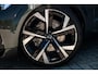 Volvo XC60 2.0 T8 Plug-in hybrid AWD Ultra Dark Executive Edition | Heico Body Kit | Heico Selected Level | 22" | Spacers V+A | Gelamineerd Glas | Bowers & Wilkins | Stoelmassage & Ventilatie |