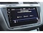 Volkswagen Tiguan 1.4 TSI eHybrid R-Line Business+ Rijklaarprijs-Garantie Panorama dak Trekhaak Leder Interieur Matrix Apple carplay