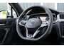 Volkswagen Tiguan 1.4 TSI eHybrid R-Line Business+ Rijklaarprijs-Garantie Panorama dak Trekhaak Leder Interieur Matrix Apple carplay