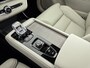 Volvo XC90 T8 Recharge Ultra Bright Excecutive Edition | 22" | Gelaagd & Getint Glas | Int. Kinderzitjes | Geventileerd Nappa | Luchtvering | Bowers & Wilkins | Stoelmassage | Head-up | Panoramadak | Elektr. verst. Stoelen | 360 Camera | Matrix LED