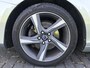 Volvo V40 1.6 T2 R-Design | Rijklaar incl garantie | Trekhaak afneembaar Navigatie Donker getint glas