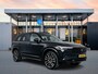 Volvo XC90 T8 Recharge Ultra Black Edition Excecutive | 22" | Gelaagd & Getint Glas | Geint. Kinderzitje | Luchtvering | Bowers & Wilkins | Geventileerd Nappa | Stoelmassage | Head-Up | Panoramadak | 360 Camera | Matrix LED | Elektr. verst. Stoelen