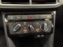 Volkswagen T-Cross 1.0 TSI 95pk · Camera · Apple/Android Car Play · Navigatie · Stoelverwarming · 16'' Inch · Garantie t/m 28-03-2028 of 100.000km