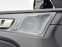 Volvo XC60 T6 Recharge Ultra Dark | 20" | Trekhaak | Panoramadak | Full LED | 360 Camera | Head-Up | Harman Kardon | Elektr. verst. Stoelen | Stoel/Stuur/Achterbankverwarming