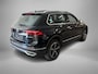 Volkswagen Tiguan 1.4 TSI 245pk DSG eHybrid Elegance · Panoramadak · 360 Camera · P-Sensoren · Navigatie · 18'' Inch · Dodehoeksensor ·