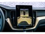 Volvo XC60 2.0 T6 Plug-in hybrid AWD Ultra Dark | Facelift | Luchtvering | Trekhaak | Adaptieve Cruise Control | Keyless Entry | Harman Kardon | Power Seats |