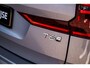 Volvo XC60 2.0 T6 Plug-in hybrid AWD Ultra Dark | Facelift | Luchtvering | Trekhaak | Adaptieve Cruise Control | Keyless Entry | Harman Kardon | Power Seats |