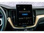 Volvo XC60 2.0 T6 Plug-in hybrid AWD Ultra Dark | Facelift | Luchtvering | Trekhaak | Adaptieve Cruise Control | Keyless Entry | Harman Kardon | Power Seats |