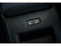 Volvo XC60 2.0 T6 Plug-in hybrid AWD Ultra Dark | Facelift | Luchtvering | Trekhaak | Adaptieve Cruise Control | Keyless Entry | Harman Kardon | Power Seats |