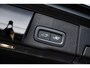 Volvo XC60 2.0 T6 Plug-in hybrid AWD Ultra Dark | Facelift | Luchtvering | Trekhaak | Adaptieve Cruise Control | Keyless Entry | Harman Kardon | Power Seats |