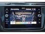 Volkswagen Tiguan 1.4 TSI eHybrid SOH 95% / PANORAMADAK / VIRTUAL / EL.TREKHAAK / IQ-LIGHT / SFEERVERLICHTING / CARPLAY