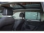 Volkswagen Tiguan 1.4 TSI eHybrid SOH 95% / PANORAMADAK / VIRTUAL / EL.TREKHAAK / IQ-LIGHT / SFEERVERLICHTING / CARPLAY