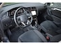 Volkswagen Tiguan 1.4 TSI eHybrid SOH 95% / PANORAMADAK / VIRTUAL / EL.TREKHAAK / IQ-LIGHT / SFEERVERLICHTING / CARPLAY