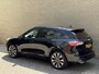 Ford Kuga 2.5 PHEV 225pk ST-Line X | Panoramadak | Trekhaak afneembaar | Adaptieve cruise | Camera | Apple CarPlay | Bang&Olufsen audio | Half lederen sportstoelen | Keyless | Full-LED | DAB | Dodehoekdetectie | Head up display | Elektrische achterklep | Dealeronderhouden