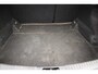 Ford Mondeo 1.6-16V Titanium ruime hatchback met navi