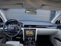 Volkswagen Phaeton 4.2 V8 4p. Lang Highline | Uniek | Chauffeur Pakket | Glazen Dak | Bomvol
