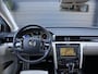 Volkswagen Phaeton 4.2 V8 4p. Lang Highline | Uniek | Chauffeur Pakket | Glazen Dak | Bomvol