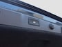 Volkswagen Phaeton 4.2 V8 4p. Lang Highline | Uniek | Chauffeur Pakket | Glazen Dak | Bomvol