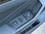 Volkswagen T-Roc 1.5 TSI 150pk DSG R-Line | Camera | Keyless | Elek. Achterklep | Dode hoek | Rijklaar incl. 1 jaar Bovag garantie