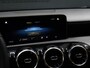 Mercedes-Benz A-klasse 200 Business Solution Plus Upgrade [SCHUIFKANTELDAK, TREKHAAK, DIGITAL DASH, CAMERA, CRUISE CONTROL, CLIMATE CONTROL, BLUETOOTH, NAVIGATIE, NIEUWSTAAT]
