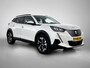 Peugeot e-2008 EV Allure 136pk 50 kWh Automaat | SoH 93,2% | Navigatie | Climate Control | Cruise Control | Camera | LED | 17"LMV | Apple Carplay/Android Auto |