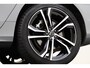 Volvo V90 T8 PLUG-IN HYBRID AWD ULTRA EXECUTIVE EDITION -PANO.DAK|BOWERS&WILKINS|LUCHTVERING|HEAD-UP DISP.|360°CAM|20"|GEVENT.LEDER+MASSAGE|TREKHAAK|ALL.SEASON