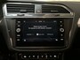 Volkswagen Tiguan 1.5 TSI Comfortline Business Stoelverwarming Parkeersensoren App-Connect Navigatie