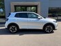 Volkswagen T-Cross 1.5 TSI 150pk DSG R-Line | Camera | Trekhaak | Navi | IQ light | Rijklaar incl. garantie