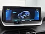 Peugeot e-2008 EV 136pk Blue Lease Allure 50 kWh Automaat | SoH 93,5% | Navigatie | Climate Control | Cruise Control | Camera | 17"LMV | LED | Apple Carplay/Android Auto |