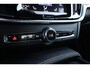 Volvo V90 2.0 T4 Momentum | Trekhaak | LED Koplampen Adaptief | Navigatie | Apple Carplay | Android Auto | Parkeersensoren | Lederen Bekleding | Stoelverwarming voor + achter | Verwarmd stuurwiel | BLIS | Parkeerverwarming