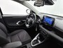 Toyota Yaris 1.5 Hybrid 115 Active + | BTW Voertuig | Stoel+stuurverwarming | Parkeersensoren voor+achter | Apple CarPlay/Android Auto | Cruise Control Adaptive | Climate Control | Achteruitrijcamera |