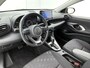 Toyota Yaris 1.5 Hybrid 115 Active + | BTW Voertuig | Stoel+stuurverwarming | Parkeersensoren voor+achter | Apple CarPlay/Android Auto | Cruise Control Adaptive | Climate Control | Achteruitrijcamera |