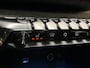 Peugeot 3008 1.6 HYbrid4 300 GT-Line 300Pk Automaat (PANORAMADAK, APPLE CARPLAY, GROOT NAVI, LEDER, 360 CAMERA, SPORTSTOELEN, STOELVERWARMING, ADAPTIVE CRUISE, NIEUWSTAAT)
