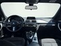 BMW 3-Serie 330i M Sport | Estorilblau | Parkeersensoren | Automaat | Sportstoelen | Goed onderhouden