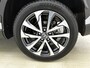 Toyota Corolla Cross | BTW voertuig | Stoel+stuurverwarming | Parkeersensoren voor+achter | Draadloze Telefoonlader | Cruise Control Adaptive | Apple CarPlay/Android Auto | achteruitrijcamera |