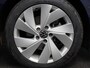 Volkswagen Golf 1.5 eTSI 150pk DSG Style Navigatie Apple Carplay/Android Auto Parkeersensoren Camera Park Assist Adaptive Cruise Control Blind Spot Assist Stoel- en stuurverwarming Ledverlichting Virtual Cockpit Lane Assist Climatronic