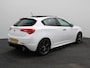 Alfa Romeo Giulietta Panoramadak | Lederen Bekleding | Parkeersensoren | Afneembare Trekhaak | Cruise Control | 18" Lichtmetalen Velgen