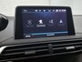 Peugeot 3008 1.2 Crossway 130pk | Trekhaak | Elektrische Klep | Navigatie | Camera Voor + Achter | Dodehoekdetectie | 18"LMV | Stoelverwarming | Apple Carplay/Android Auto |