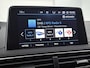 Peugeot 3008 1.2 Crossway 130pk | Trekhaak | Elektrische Klep | Navigatie | Camera Voor + Achter | Dodehoekdetectie | 18"LMV | Stoelverwarming | Apple Carplay/Android Auto |