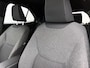 Toyota Yaris Cross 1.5 Hybrid First Edition | Parkeersensoren V + A | Camera | Climate control | Stoelverwarming |