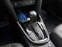 Toyota Yaris Cross 1.5 Hybrid Launch Edition | Head-Up Display | Dodehoek detectie | Stoel+stuurverwarming | Parkeersensoren voor+achter | Elektrische Achterklep | Apple CarPlay/Android Auto |