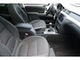 Skoda Superb Combi 1.6 TDI Sprint Pro NAVIGATIE - CAMERA - PANORAMADAK - 2 x PDC - TREKHAAK