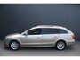 Skoda Superb Combi 1.6 TDI Sprint Pro NAVIGATIE - CAMERA - PANORAMADAK - 2 x PDC - TREKHAAK