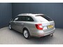 Skoda Superb Combi 1.6 TDI Sprint Pro NAVIGATIE - CAMERA - PANORAMADAK - 2 x PDC - TREKHAAK