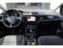 Volkswagen Touran 1.4 TSI Highline Edition R 7p 110KW/150PK DSG, NL auto 1e eigenaar dealeronderhouden, 7P trekhaak, ergo stoel, LED koplampen, elektrische achterklep, keyless entry, stoelverwarming, carplay, ACC, alcantara bekleding, privacy glas, sebring R Line velgen.