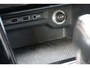 Volkswagen Touran 1.4 TSI Highline Edition R 7p 110KW/150PK DSG, NL auto 1e eigenaar dealeronderhouden, 7P trekhaak, ergo stoel, LED koplampen, elektrische achterklep, keyless entry, stoelverwarming, carplay, ACC, alcantara bekleding, privacy glas, sebring R Line velgen.